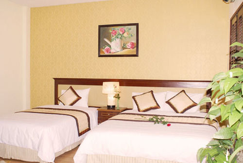 New Hotel 3 Ханой Екстериор снимка